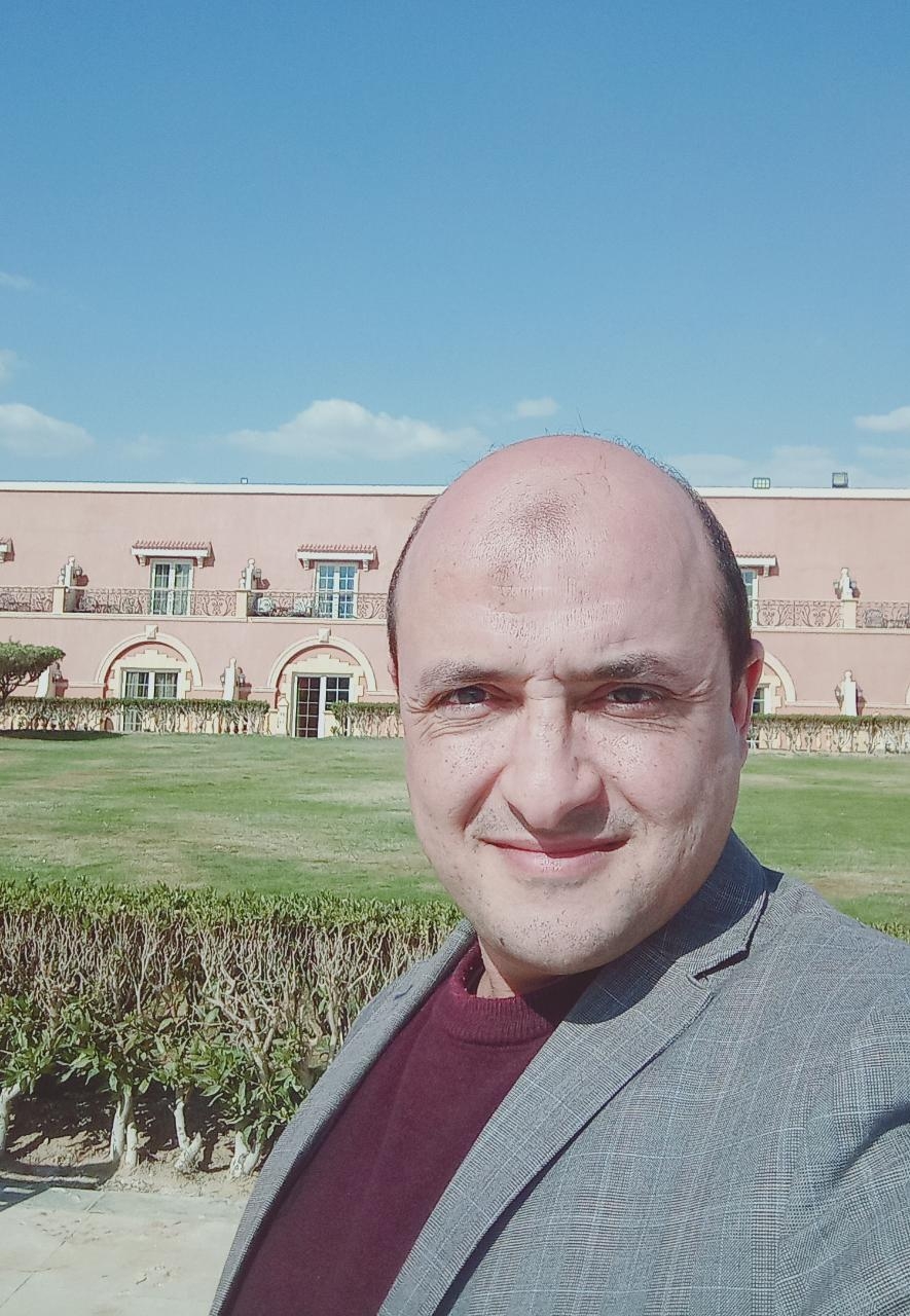 عيادة الدكتور محمد عبد العليم بكري    أخصائي طب وجراحة العيون