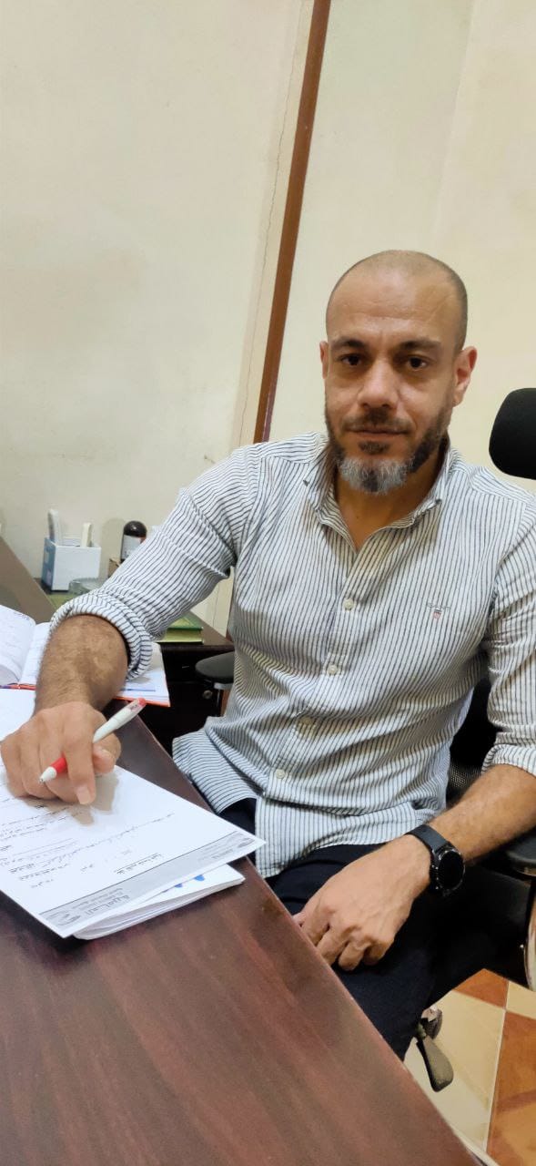 عيادة الدكتور سمير محمد أنور    أخصائي جراحة العظام